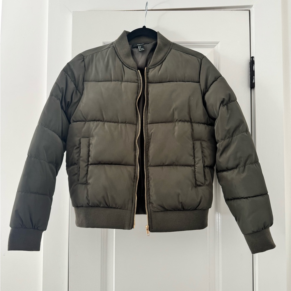 Forever 21 Army Green Puffer Bomber Jacket